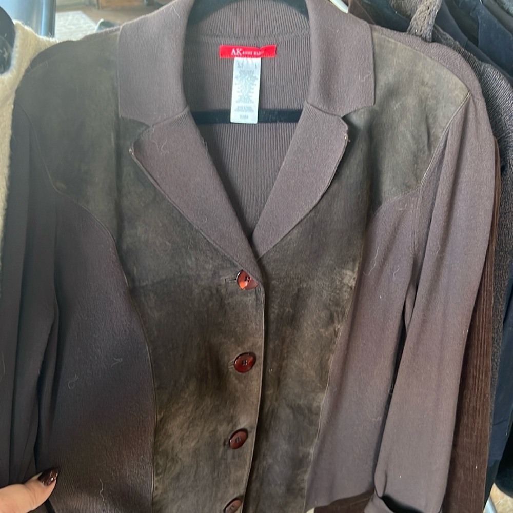 Front panel 100% genuine, leather suede sweater like sleeves and back